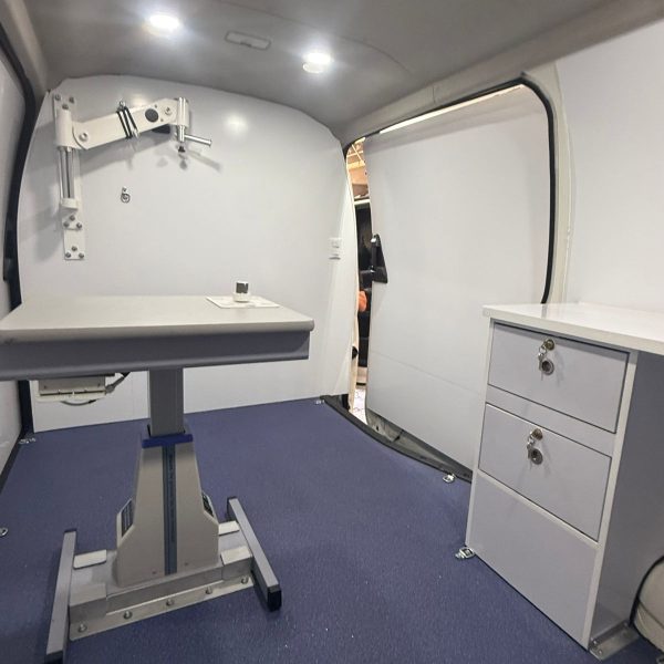clinicas-dentales-oftalmologicas-moviles-6